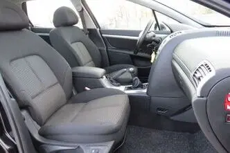 Peugeot 407, 1.6, 80 kW, diesel, manual, front-wheel drive