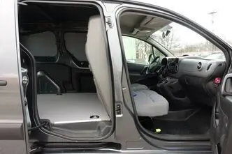 Peugeot Partner, 1.6, 66 kW, diesel, manual, front-wheel drive