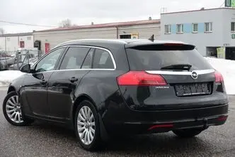 Opel Insignia, 2.0, 96 kW, дизель, механическая, передний привод