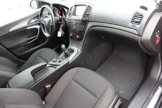 Opel Insignia, 2.0, 96 kW, дизель, механическая, передний привод