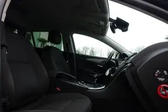 Opel Insignia, 2.0, 96 kW, дизель, механическая, передний привод
