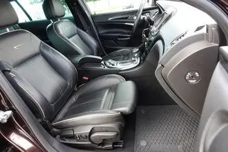 Opel Insignia, 2.0, 120 kW, дизель, автомат, полный привод