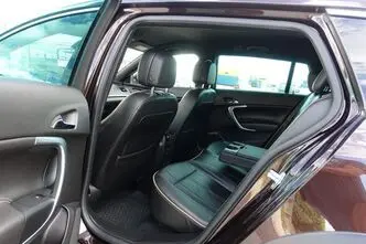 Opel Insignia, 2.0, 120 kW, дизель, автомат, полный привод
