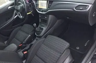 Opel Astra, 1.6, 100 kW, дизель, механическая, передний привод