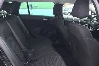 Opel Astra, 1.6, 100 kW, дизель, механическая, передний привод