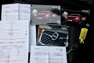 Opel Astra, 1.6, 100 kW, дизель, механическая, передний привод