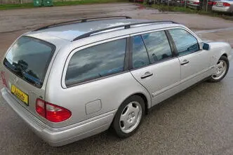 Mercedes-Benz E 200, бензин, механическая, задний привод