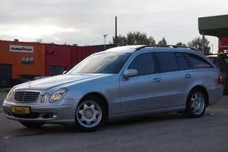 Mercedes-Benz E 220, 2.1, 110 kW, diesel, automatic, rear-wheel drive
