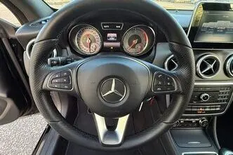 Mercedes-Benz CLA 200, 2.1, 100 kW, diesel, manual, front-wheel drive