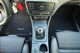 Mercedes-Benz CLA 200, 2.1, 100 kW, diesel, manual, front-wheel drive