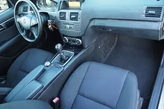 Mercedes-Benz C 200, 2.1, 100 kW, diisel, manuaal, tagavedu