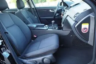 Mercedes-Benz C 200, 2.1, 100 kW, diisel, manuaal, tagavedu