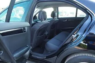 Mercedes-Benz C 200, 2.1, 100 kW, diisel, manuaal, tagavedu