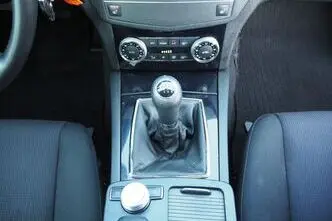 Mercedes-Benz C 200, 2.1, 100 kW, diisel, manuaal, tagavedu