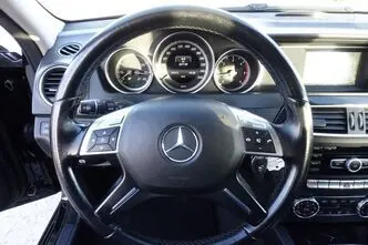 Mercedes-Benz C 200, 2.1, 100 kW, diisel, manuaal, tagavedu