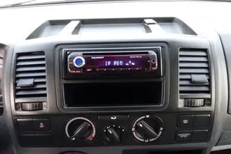 Volkswagen Transporter, 2.0, 75 kW, дизель, механическая, передний привод
