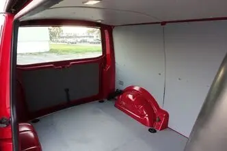 Volkswagen Transporter, 2.0, 75 kW, дизель, механическая, передний привод