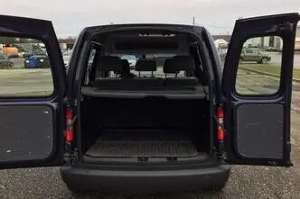 Volkswagen Caddy, 1.6, 55 kW, diesel, manual, front-wheel drive