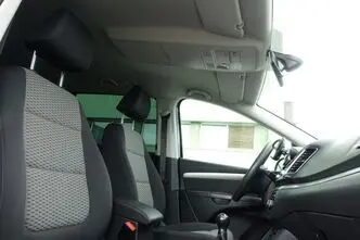 Volkswagen Sharan, бензин, механическая, передний привод
