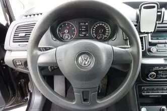 Volkswagen Sharan, бензин, механическая, передний привод