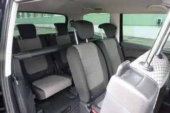Volkswagen Sharan, бензин, механическая, передний привод