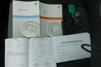 Volkswagen Sharan, бензин, механическая, передний привод