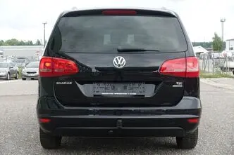 Volkswagen Sharan, бензин, механическая, передний привод