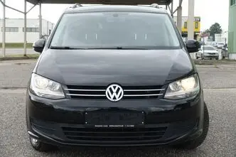 Volkswagen Sharan, бензин, механическая, передний привод