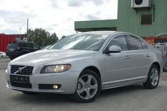 Volvo S80, бензин, автомат, передний привод