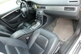 Volvo S80, бензин, автомат, передний привод