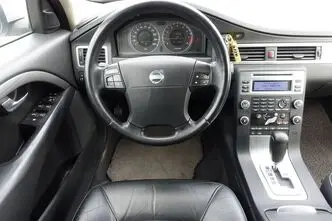 Volvo S80, бензин, автомат, передний привод