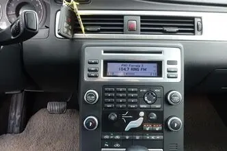 Volvo S80, бензин, автомат, передний привод