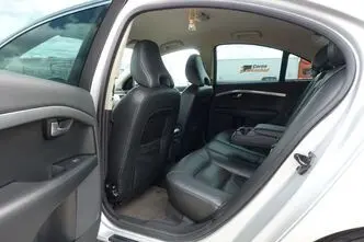 Volvo S80, бензин, автомат, передний привод