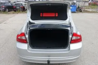 Volvo S80, бензин, автомат, передний привод