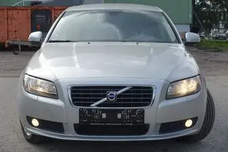Volvo S80, бензин, автомат, передний привод