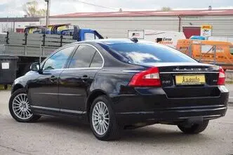 Volvo S80, 2.4, 129 kW, дизель, механическая, передний привод