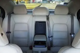 Volvo S80, 2.4, 129 kW, дизель, механическая, передний привод