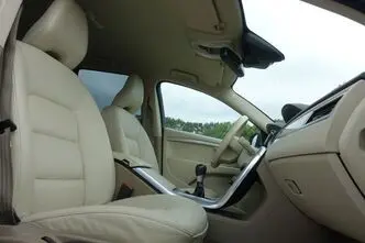 Volvo V70, 2.0, 120 kW, дизель, механическая, передний привод