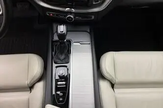 Volvo XC60, 2.0, 140 kW, diesel, automatic, four-wheel drive