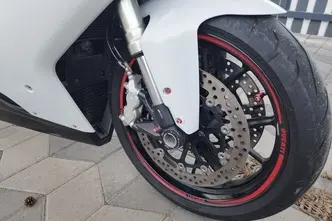 DUCATI 848, 0.8, 92 kW, bensiin, manuaal, tagavedu