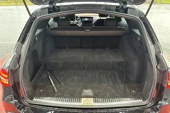 Mercedes-Benz E 300, 2.0, 143 kW, plug-in hybrid, automatic, four-wheel drive