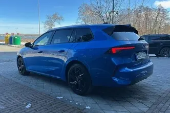Opel Astra, 1.6, 110 kW, plug-in hybrid, automatic, front-wheel drive