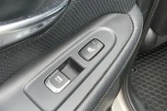 Kia Carens, 1.7, 100 kW, diesel, manual, front-wheel drive