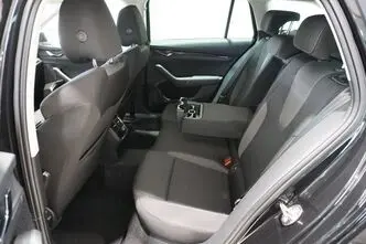 Škoda Octavia, 1.5, 110 kW, bensiin, manuaal, esivedu