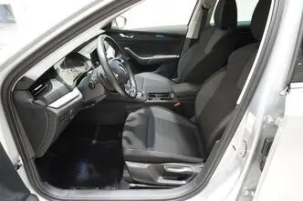 Škoda Octavia, 1.5, 110 kW, гибрид, автомат, передний привод