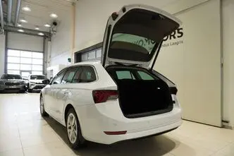Škoda Octavia, 1.5, 110 kW, hybrid, automatic, front-wheel drive