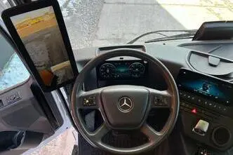 Mercedes-Benz Actros, 260 kW, дизель, автомат