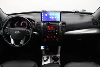 Kia Sorento, 2.4, 128 kW, бензин, автомат, передний привод