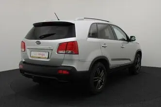 Kia Sorento, 2.4, 128 kW, бензин, автомат, передний привод