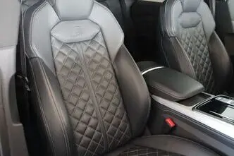 Audi Q8, 3.0, 210 kW, diesel, automatic, four-wheel drive